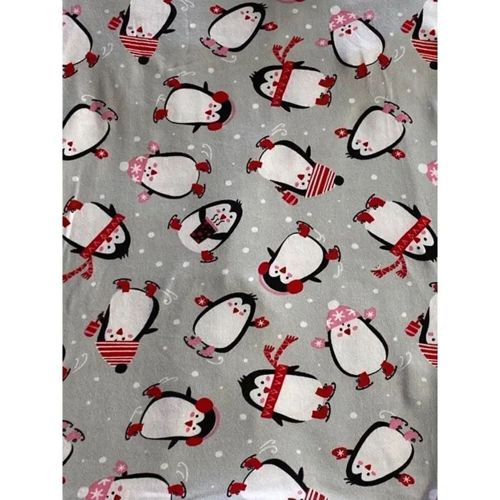 René Rofé Girl SIZE 10 Gray & Red Penguin Pajama & Scrunchie Set